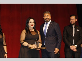 MERSİN BAROSU ÇOK SESLİ KOROSU SAHNE ALDI