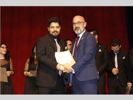 MERSİN BAROSU ÇOK SESLİ KOROSU SAHNE ALDI