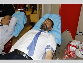 AVUKATLAR KAN BAĞIŞINDA BULUNDU