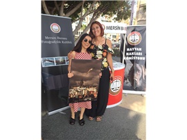 HAYVAN HAKLARI KOMİSYONUMUZ VE FOTOĞRAFÇILIK KULÜBÜMÜZ, HAYVAN HAKLARI KONUSUNDA VATANDAŞLARI BİLİNÇLENDİRİYOR