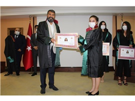 HUKUK VE ADALET İÇİN YEMİN ETTİLER
