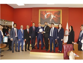 AVUKATLAR, YARGIDA LİYAKAT İÇİN KAMU BAŞDENETÇİLİĞİ KURUMUNDAN DESTEK İSTEDİ