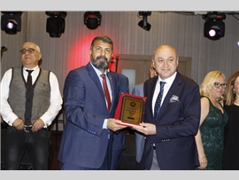 MERSİN BAROSU AVUKATLARI BALODA BULUŞTU
