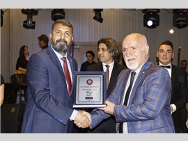 MERSİN BAROSU AVUKATLARI BALODA BULUŞTU