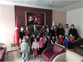 ANAOKULU ÖĞRENCİLERİNDEN ERDEMLİ İLÇE TEMSİLCİLİĞİMİZE ZİYARET