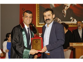 AVUKATLIK MESLEĞİNİN DUAYENLERİNE PLAKET TAKDİM EDİLDİ