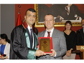AVUKATLIK MESLEĞİNİN DUAYENLERİNE PLAKET TAKDİM EDİLDİ