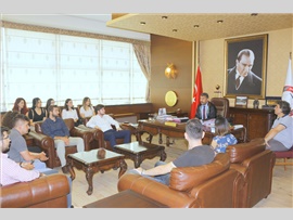 BARO BAŞKANIMIZ, STAJA BAŞLAYACAK AVUKAT ADAYLARINI MAKAMINDA AĞIRLADI