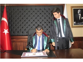 CÜBBE GİYİP AVUKAT OLDULAR