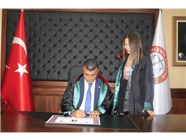 CÜBBE GİYİP AVUKAT OLDULAR