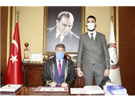 HUKUK VE ADALET İÇİN CÜBBE GİYDİLER