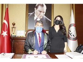 HUKUK VE ADALET İÇİN CÜBBE GİYDİLER