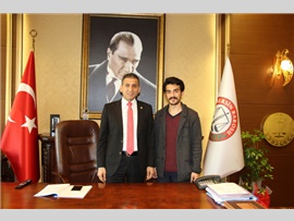 GAZİ ÜNİVERSİTESİ HUKUK FAKÜLTESİ ÖĞRENCİSİ BARO BAŞKANIMIZI MAKAMINDA ZİYARET ETTİ