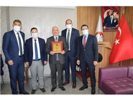 TARSUS’TA MESLEKTE 25, 30, 35, 40 ve 50 YILINI DOLDURAN AVUKATLARIMIZA PLAKET VERİLDİ