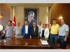 Anadolu Basın Birliği Mersin Şubesi Başkanı ve yönetim kurulu üyeleri, Baro Başkanımızı ziyaret ettiler.