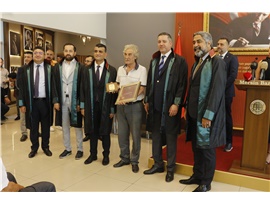 SAĞKAN VE ÖZDEMİR’DEN DUAYEN AVUKATLARA ONUR PLAKETİ