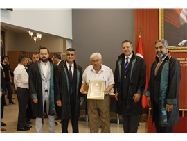 SAĞKAN VE ÖZDEMİR’DEN DUAYEN AVUKATLARA ONUR PLAKETİ
