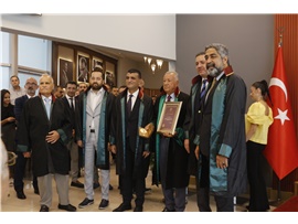 SAĞKAN VE ÖZDEMİR’DEN DUAYEN AVUKATLARA ONUR PLAKETİ