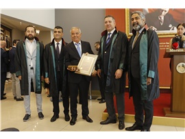 SAĞKAN VE ÖZDEMİR’DEN DUAYEN AVUKATLARA ONUR PLAKETİ