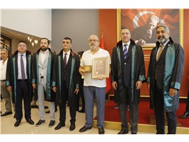 SAĞKAN VE ÖZDEMİR’DEN DUAYEN AVUKATLARA ONUR PLAKETİ