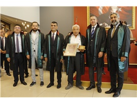 SAĞKAN VE ÖZDEMİR’DEN DUAYEN AVUKATLARA ONUR PLAKETİ