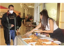 HAYVAN HAKLARI KOMİSYONUMUZ, HAYVAN BESLEME NOKTASI OLUŞTURMAK İÇİN KERMES DÜZENLEDİ