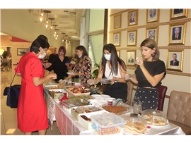 HAYVAN HAKLARI KOMİSYONUMUZ, HAYVAN BESLEME NOKTASI OLUŞTURMAK İÇİN KERMES DÜZENLEDİ