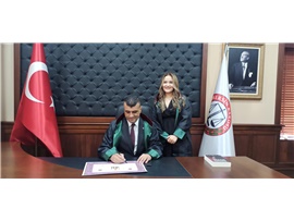 STJ. AV. ECEM ÖZADA OLUWAMODIMU CÜBBE GİYDİ