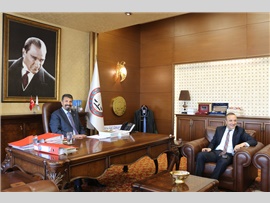 MERSİN İL EMNİYET MÜD. YRD. MEHMET DİYADİN ÖZER’DEN BARO BAŞKANIMIZ BİLGİN YEŞİLBOĞAZ’A ZİYARET