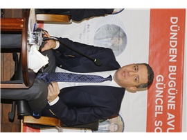“DÜNDEN BUGÜNE AVUKATLIK MESLEĞİ VE GÜNCEL SORUNLAR” PANELİ DÜZENLENDİ