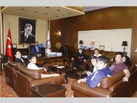 İÇEL ANADOLU LİSESİ ÖĞRENCİLERİNDEN BARO BAŞKANIMIZA ZİYARET