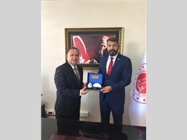 YEŞİLBOĞAZ: “ÖNCELİĞİMİZ MESLEKİ SORUNLARIMIZI ÇÖZEN BARO OLMAK”