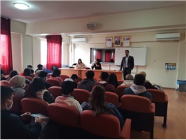 ÇOCUK HAKLARI MERKEZİMİZ OKUL KÜTÜPHANESİNE KİTAP DESTEĞİ VERDİ