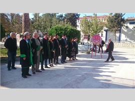 Mersin Barosu İlçe temsilcilerimiz ve meslektaşlarımızın katılımı ile Atatürk Anıtına çelenk bırakıldı