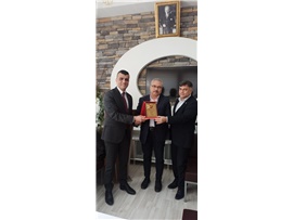 MUT’TA ADALET EMEKÇİSİ DUAYEN AVUKATLARIMIZA PLAKET TAKDİM EDİLDİ