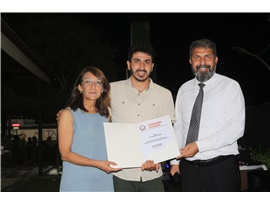KADIN HAKLARI MÜCADELESİNİN YILMAZ SAVUNUCULARINA TEŞEKKÜR PLAKETİ VERİLDİ