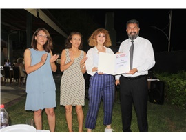 KADIN HAKLARI MÜCADELESİNİN YILMAZ SAVUNUCULARINA TEŞEKKÜR PLAKETİ VERİLDİ