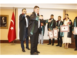 9 STAJYER AVUKATIMIZ CÜBBE GİYDİ