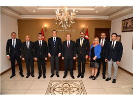 TBB YÖNETİMİ VE BAROMUZDAN, MERSİN VALİSİ SAYIN ALİ HAMZA PEHLİVAN’A ZİYARET