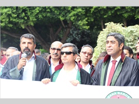 BAROMUZ AV. ÖMER KAVİLİ’NİN TUTUKLANMASINI VE DARP EDİLMESİNİ PROTESTO ETTİ