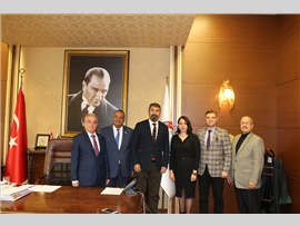 YARDIM VE İYİLİK VAKFI MÜTEVELLİ HEYETİ’NDEN BARO BAŞKANIMIZA ZİYARET