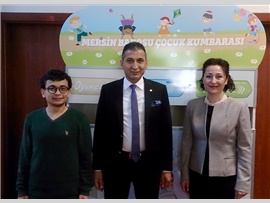 MERSİN BAROSU GAZİANTEP’TE ÖĞRENCİLERE KİTAP BAĞIŞI YAPTI