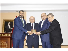 MESLEKTE 40. VE 50. YILINI DOLDURAN AVUKATLARIMIZA PLAKET VERİLDİ