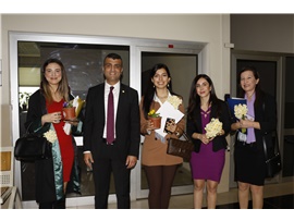 KADIN AVUKATLARIMIZA VE PERSONELLERİMİZE ÇİÇEK