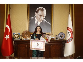 STAJYER AVUKATIMIZ RAZİYE YİĞİT CÜBBE GİYDİ