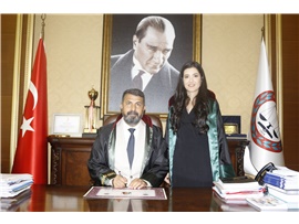 5 STAJYER AVUKATIMIZ DAHA MESLEK HAYATINA RESMİ ADIM ATTI