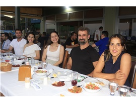 ÇOCUK HAKLARI SAVUNUCULARINA TEŞEKKÜR BELGESİ VERİLDİ