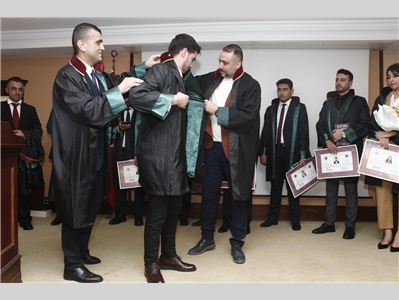 16 STAJYER AVUKATIMIZ CÜBBE GİYİDİ