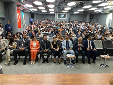 YK ÜYEMİZ AV. ÇİĞDEM ATAŞ ERÇOLAK, GELECEĞİN HUKUKÇULARIYLA SÖYLEŞİ YAPTI