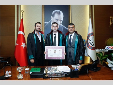 3 STAJYER AVUKATIMIZ CÜBBE GİYDİ